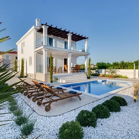 Wave Villa